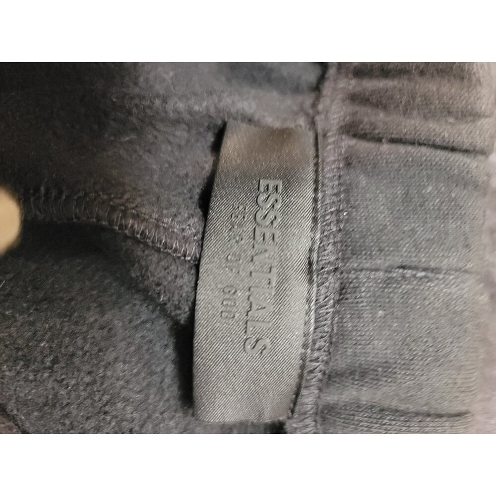 Essentials Fear Of God Soccer Fleece Shorts Jet Black Size 8 - Picture 7 of 8